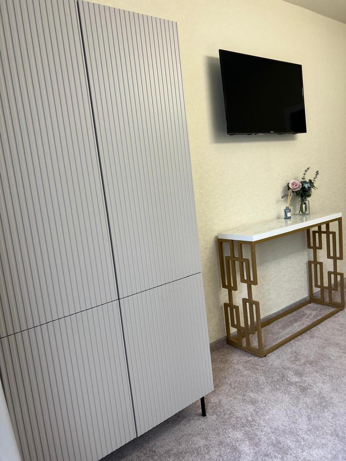 Pensiunea Baroc Dobirlau Exteriör bild